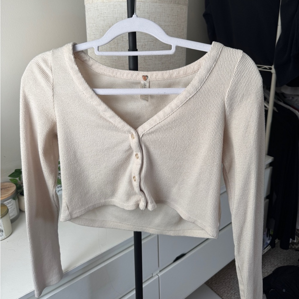 LA Hearts By PacSun Cropped Sweater- Cream